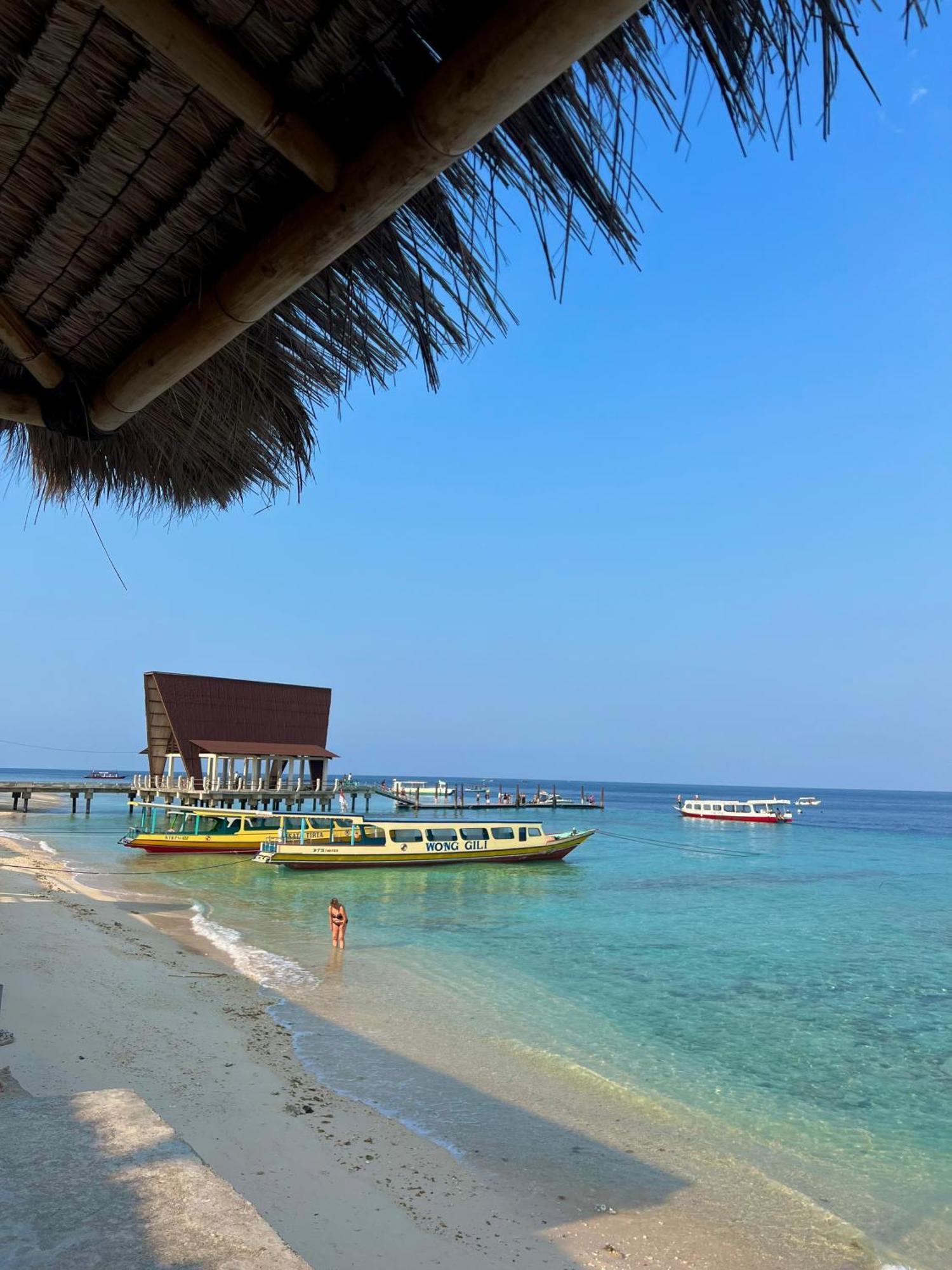 Bronze Bungalows Gili Meno Buitenkant foto