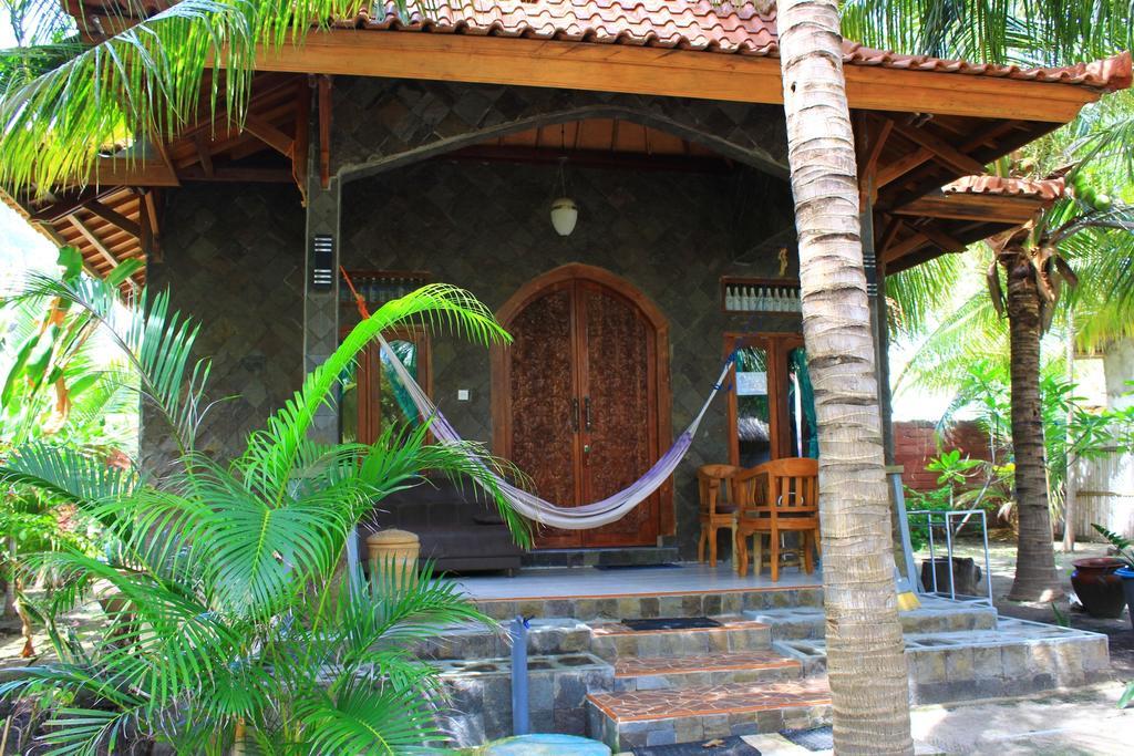 Bronze Bungalows Gili Meno Buitenkant foto