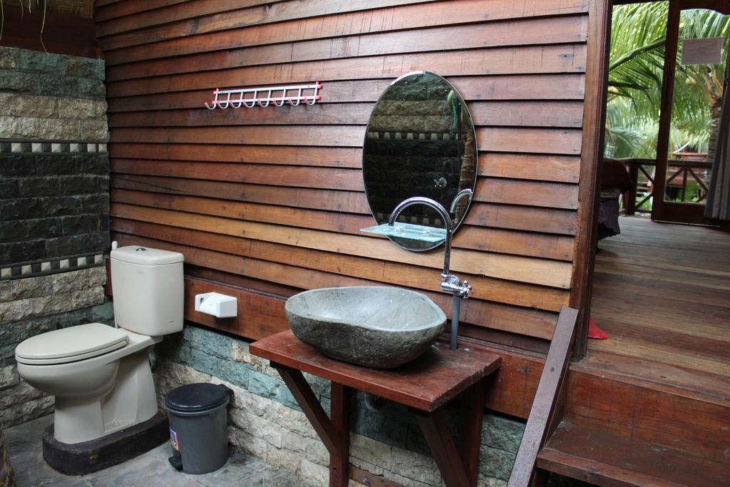 Bronze Bungalows Gili Meno Buitenkant foto