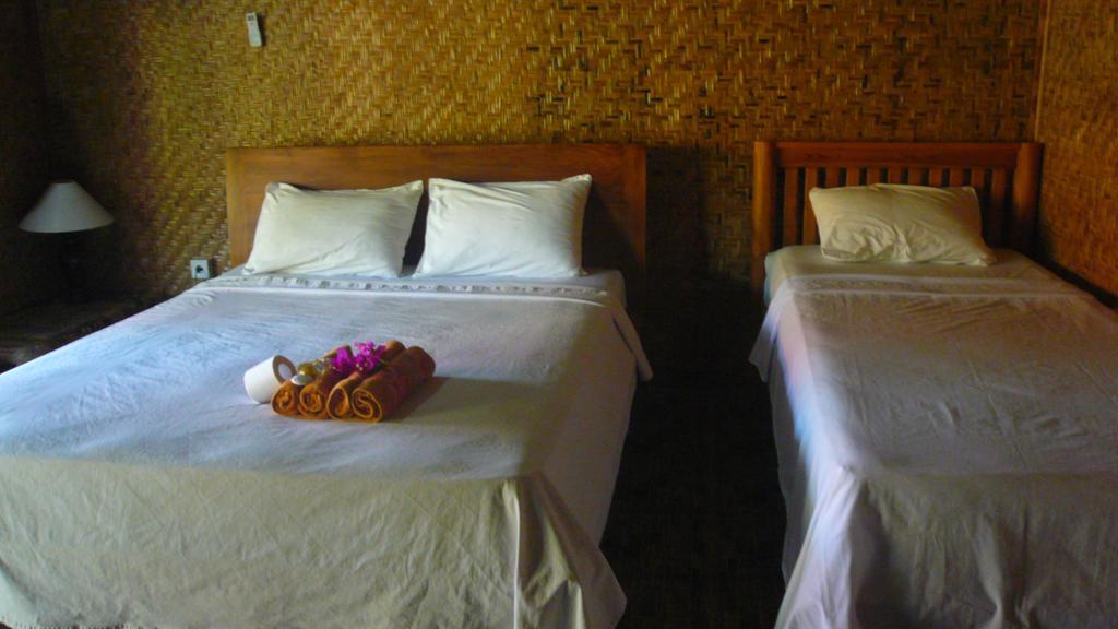 Bronze Bungalows Gili Meno Buitenkant foto